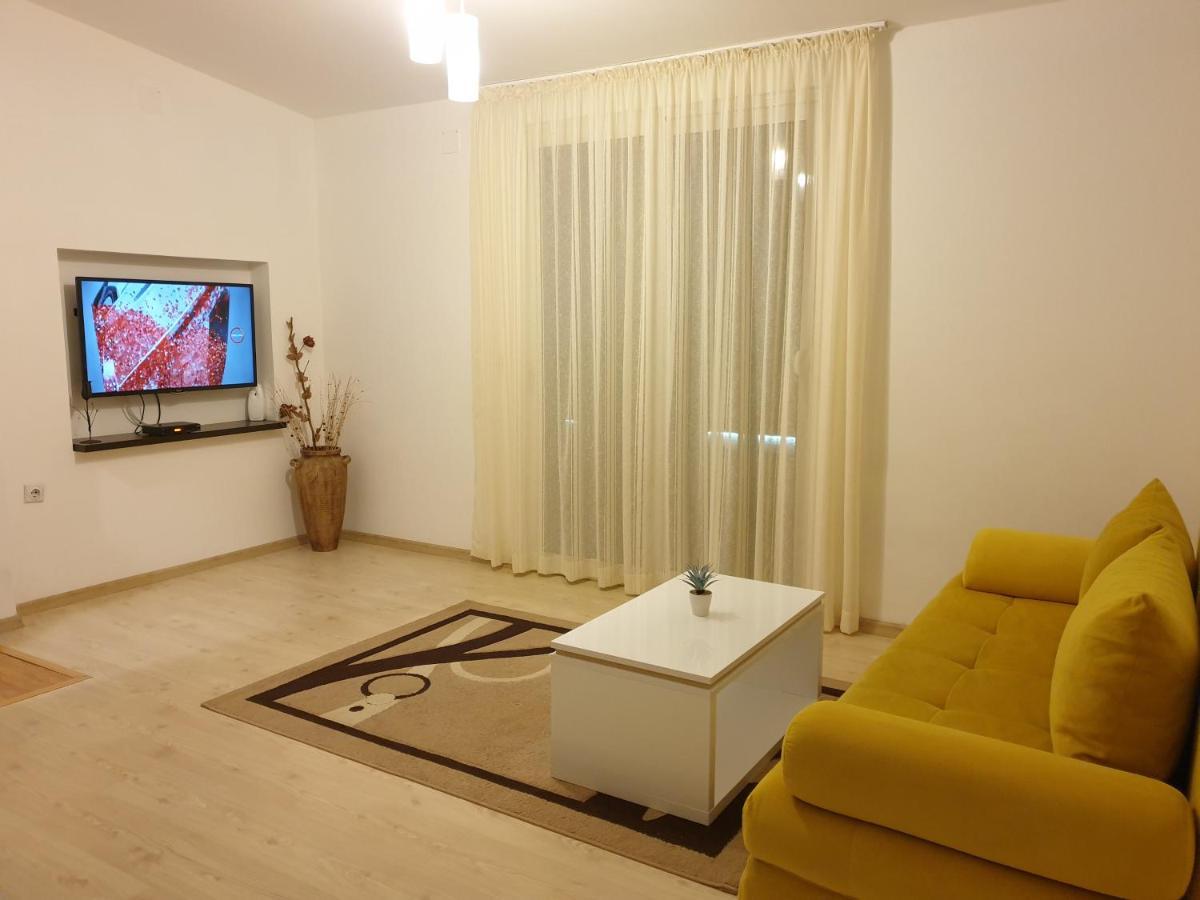 Apartments Antique Ulcinj Bagian luar foto
